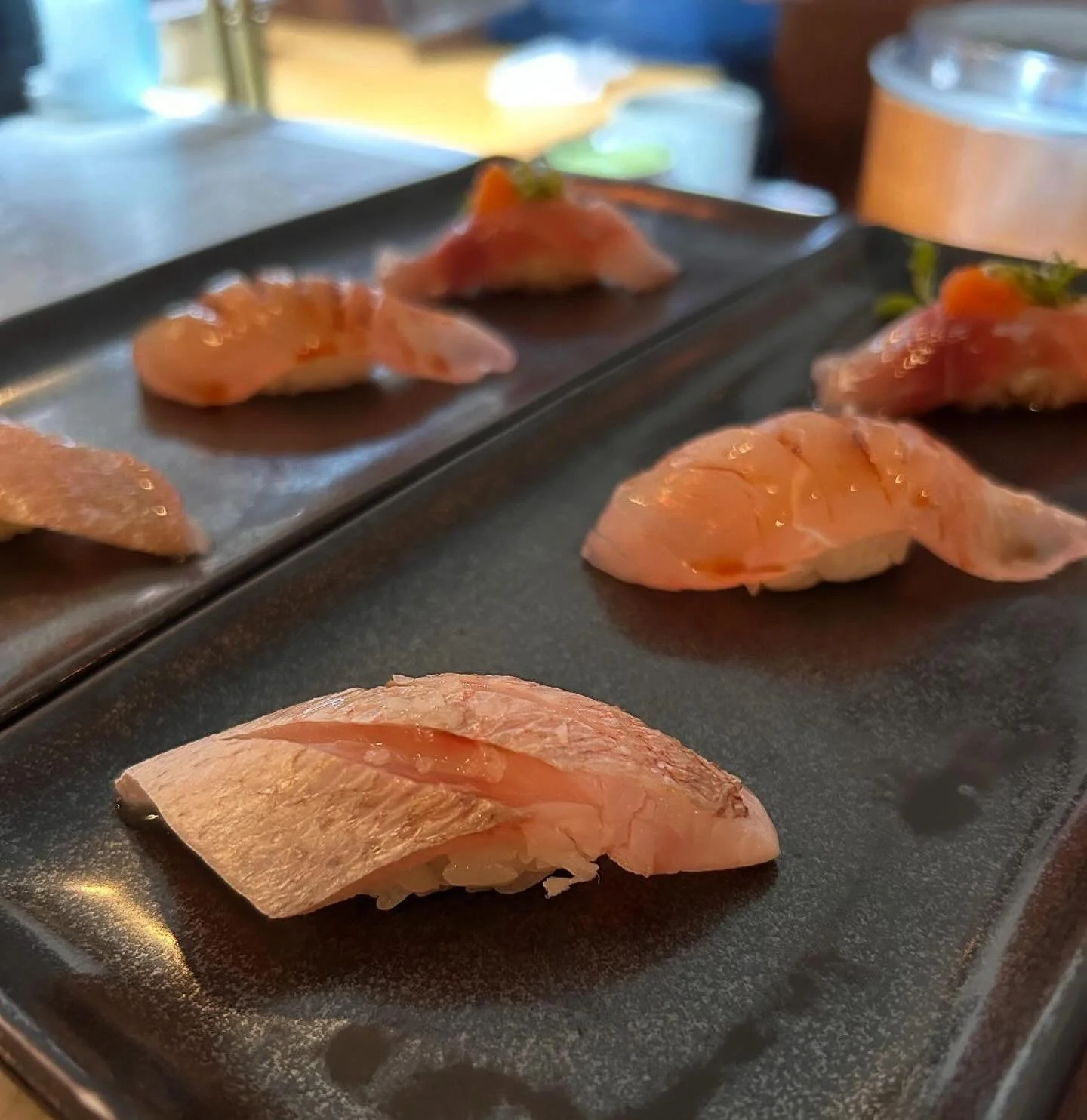 Any plans this week?😉Could we fit in your schedule?

#venturablvd #sushi #note #omakase #dinnerplans #dining #reserve #call