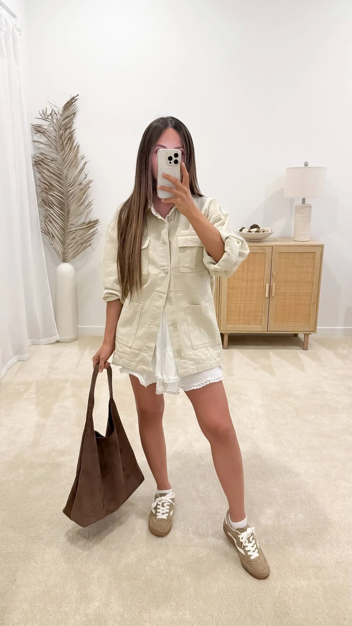 Early Fall Outfits for Warm Weather (What to Wear When It's Still Hot)