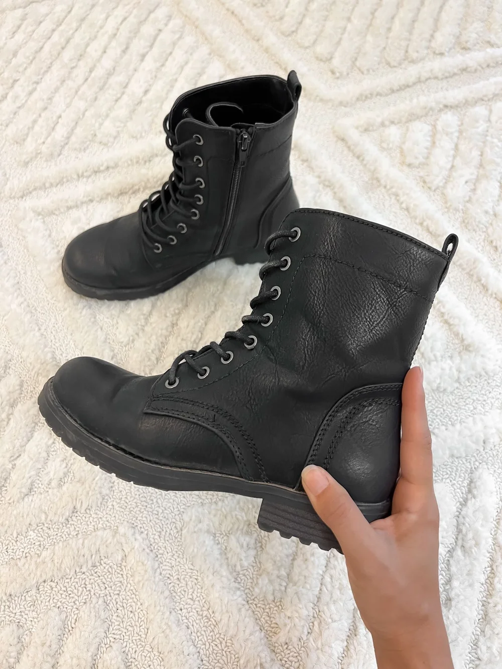 Must-Have Essential Boots for Your Fall Wardrobe