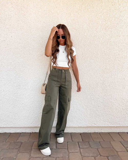 Casual Cargo Pants Outfit — Neutrally Nicole