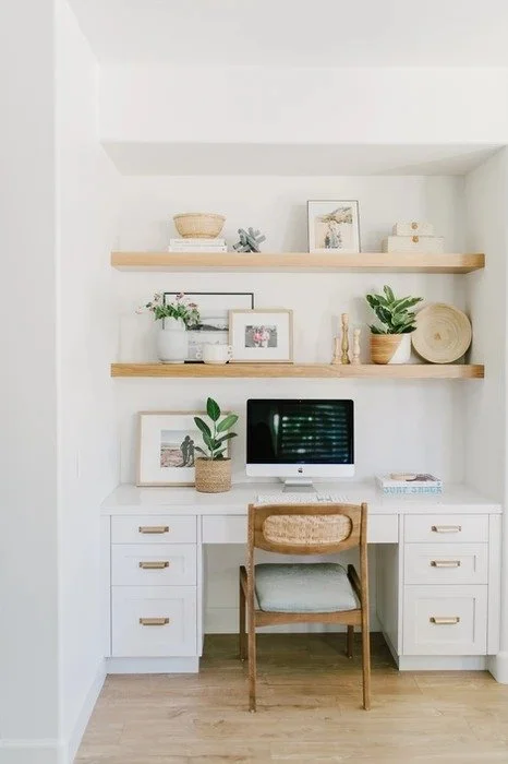 15 Desk Setup Ideas for a Chic Home Office Aesthetic