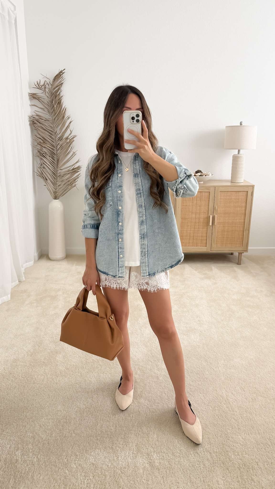 Early Fall Outfits for Warm Weather (What to Wear When It's Still Hot)