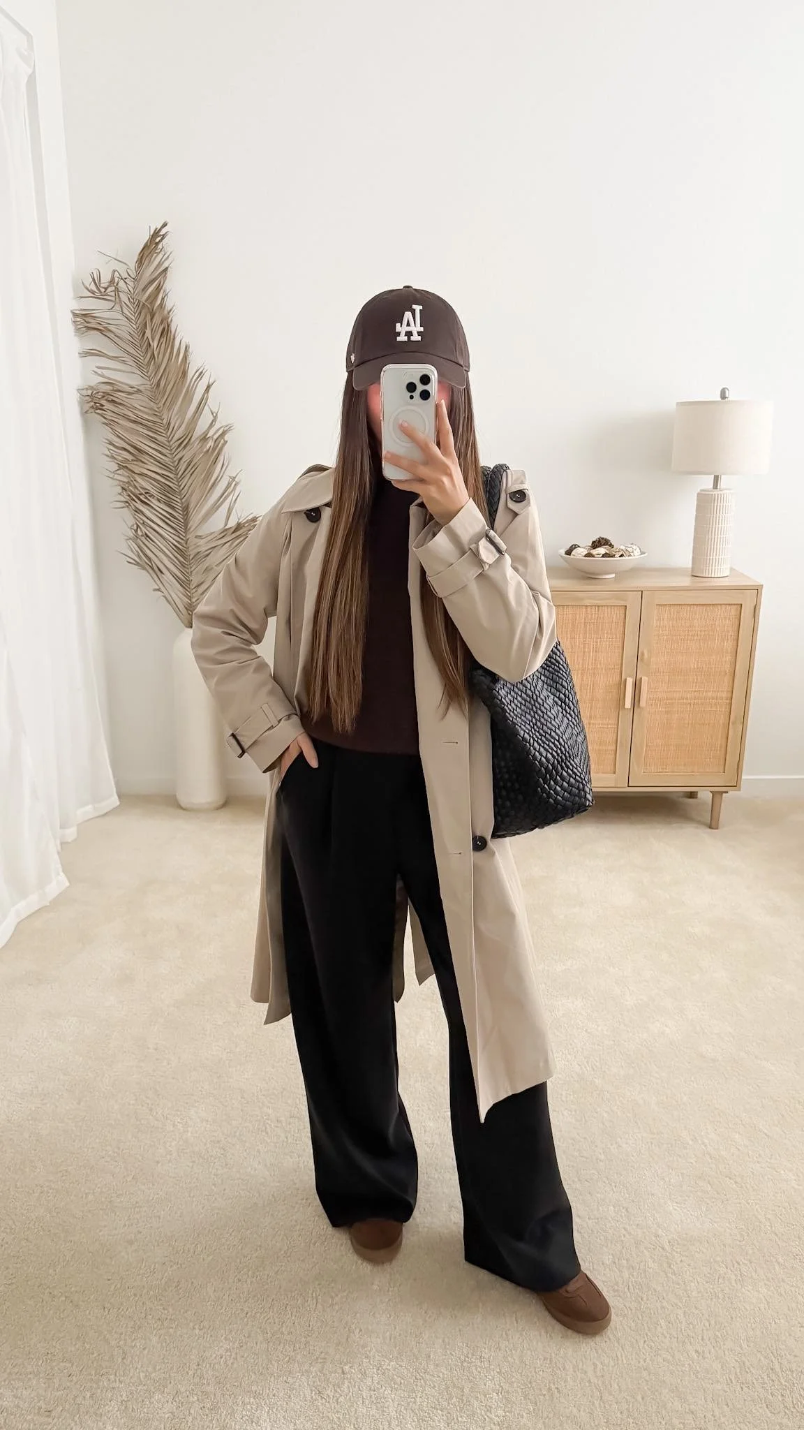 Casual spring outfit with wide-leg pants, trench coat