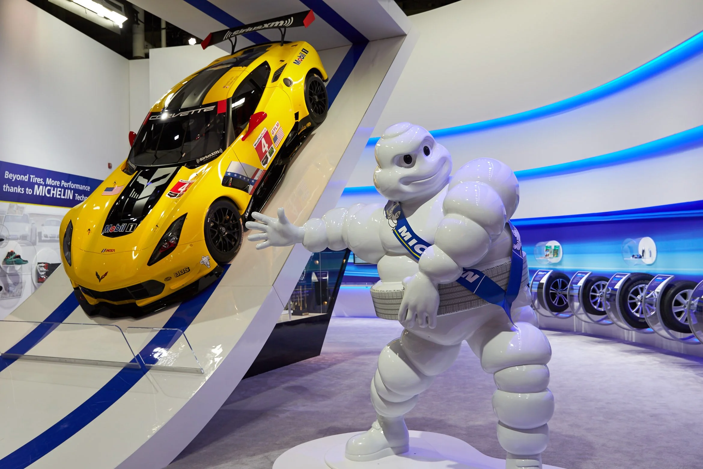 DetroitAutoShowNAIAS-2016Jan21_1385_2x.jpg