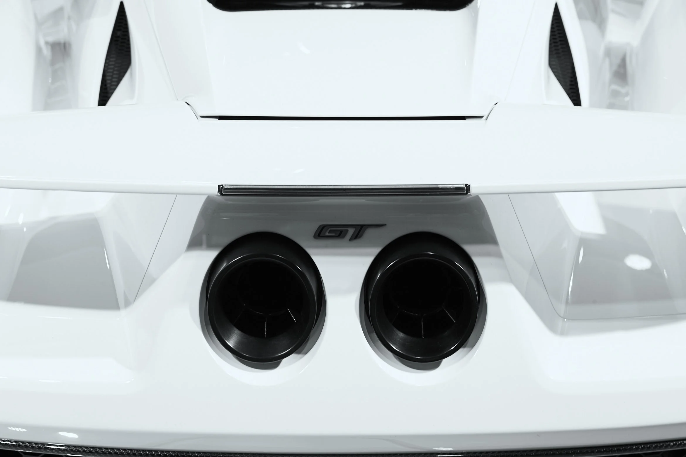 DetroitAutoShowNAIAS-2016Jan21_1644_2x.jpg