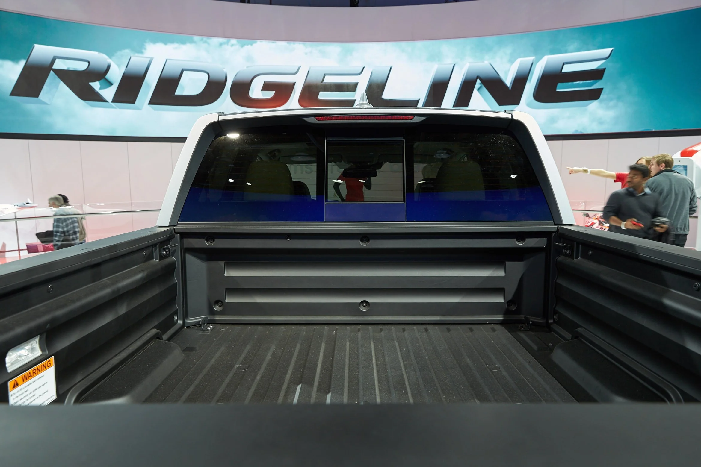 DetroitAutoShowNAIAS-2016Jan21_1041_2x.jpg