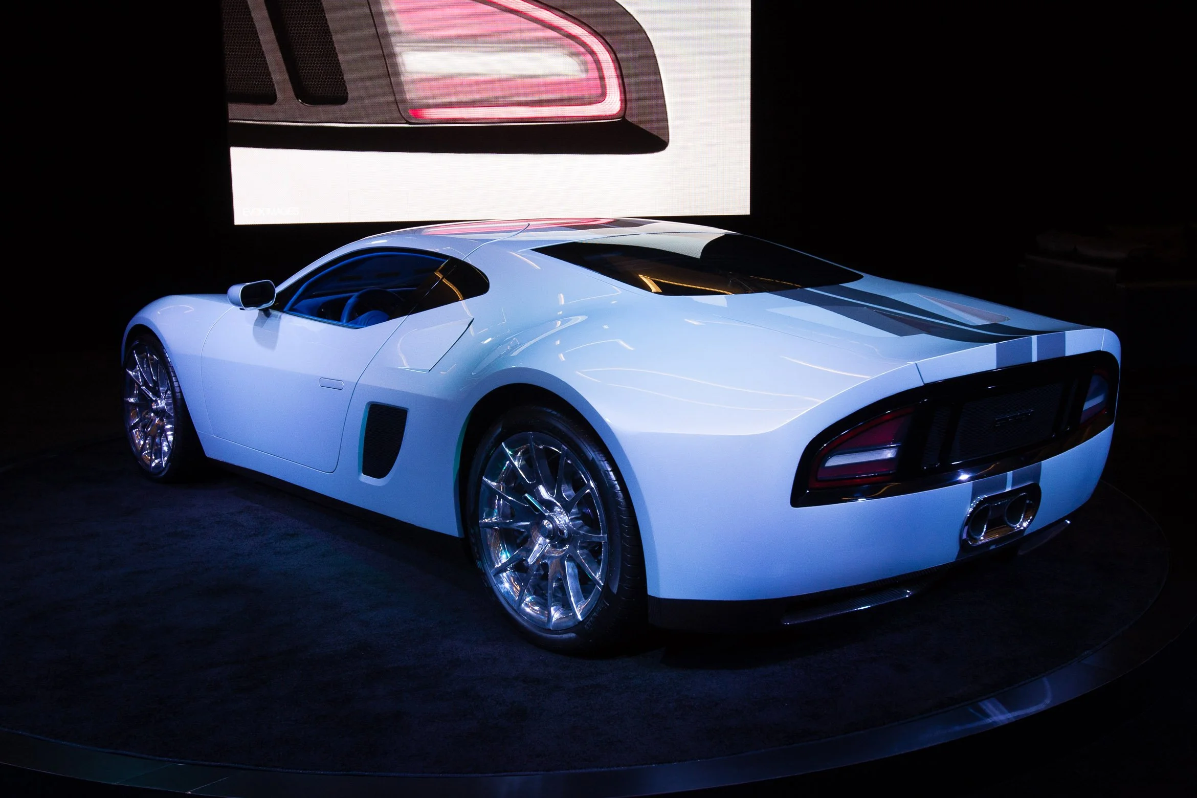 LAAutoShow2013-1-Nov20_734_2x.jpg