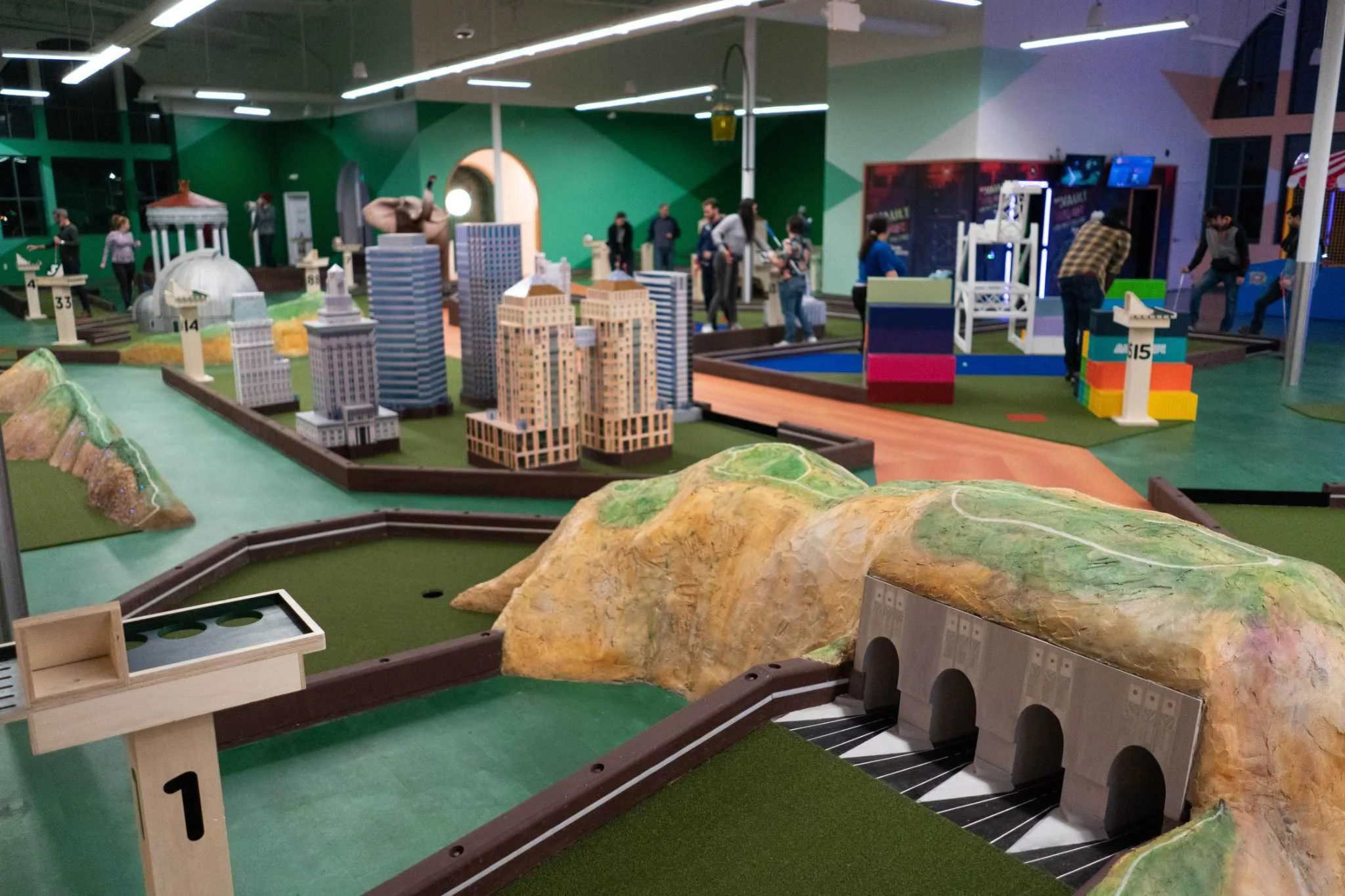 Subpar Mini Golf in Alameda