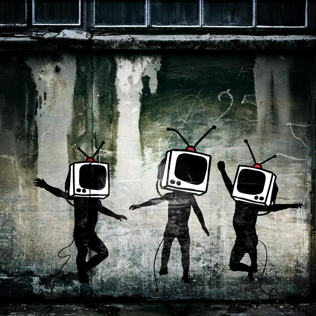 TV-man-urban-graffiti-wallpaper.jpg
