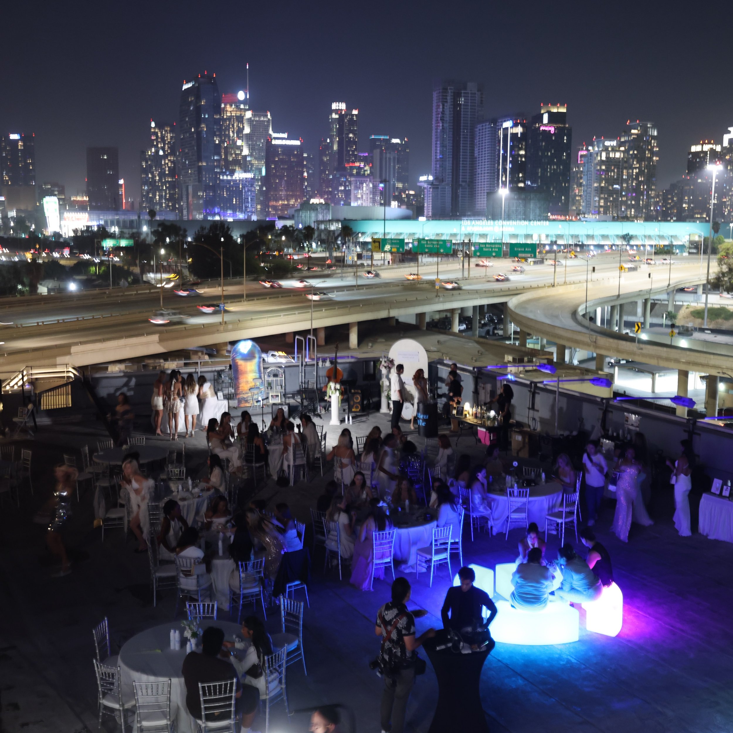 CITY OF STARS ✦

A night above the city with Love Street Social Club.
For Founders Night, our 13,000 sq. ft. rooftop became a setting for golden-hour cocktails, dinner beneath the stars, live music, and new connections - all surrounded by 360&deg; vi