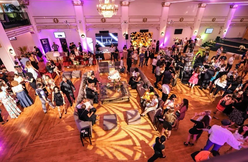 A space for the unexpected.

From fashion shows and brand launches to private dinners, gallery openings, and late nights above the city - Casa Vertigo is where Los Angeles comes together.

Set within a historic 1926 building in the heart of DTLA, our