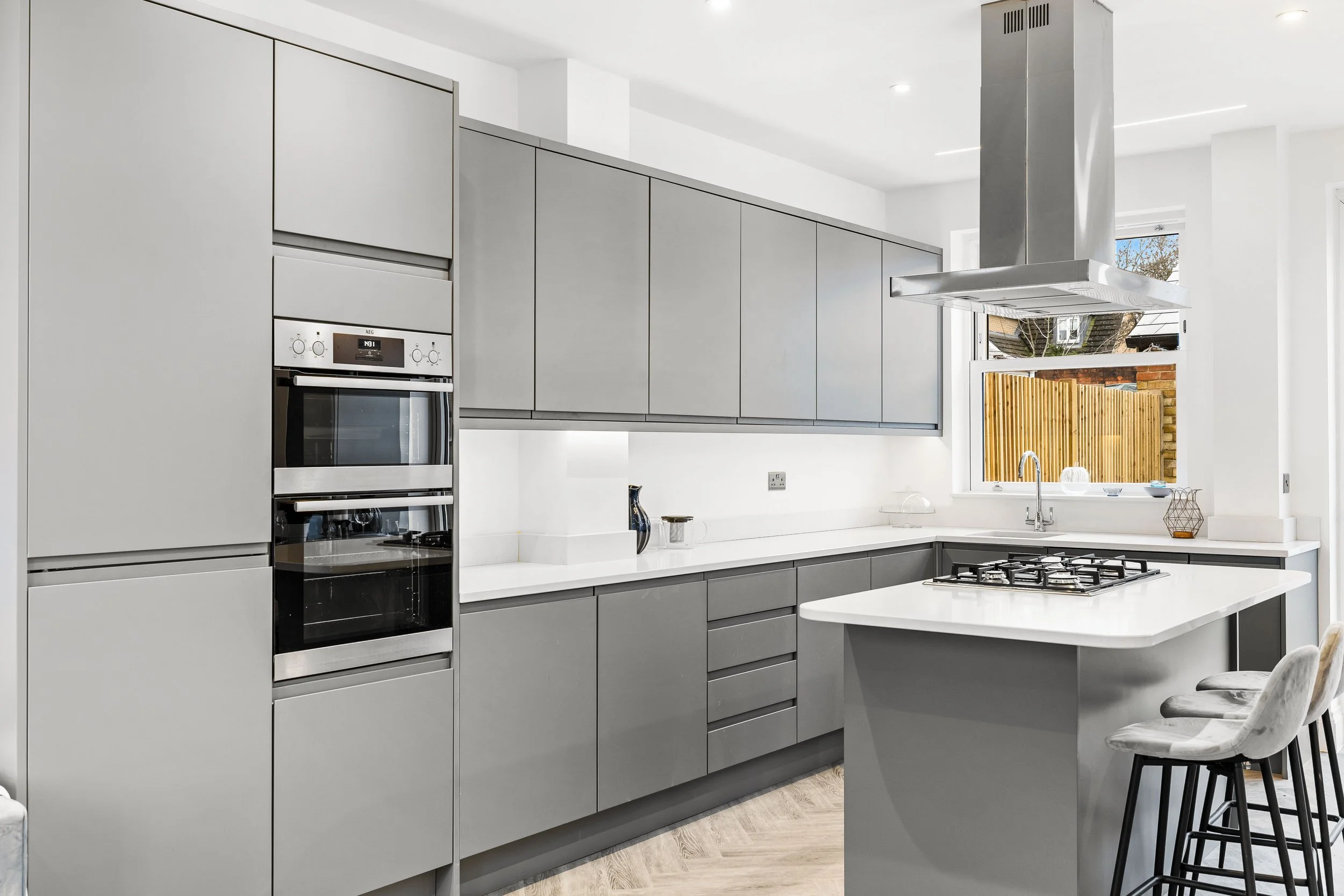 83a Sutton Common Road Less than 3MB-17.jpg