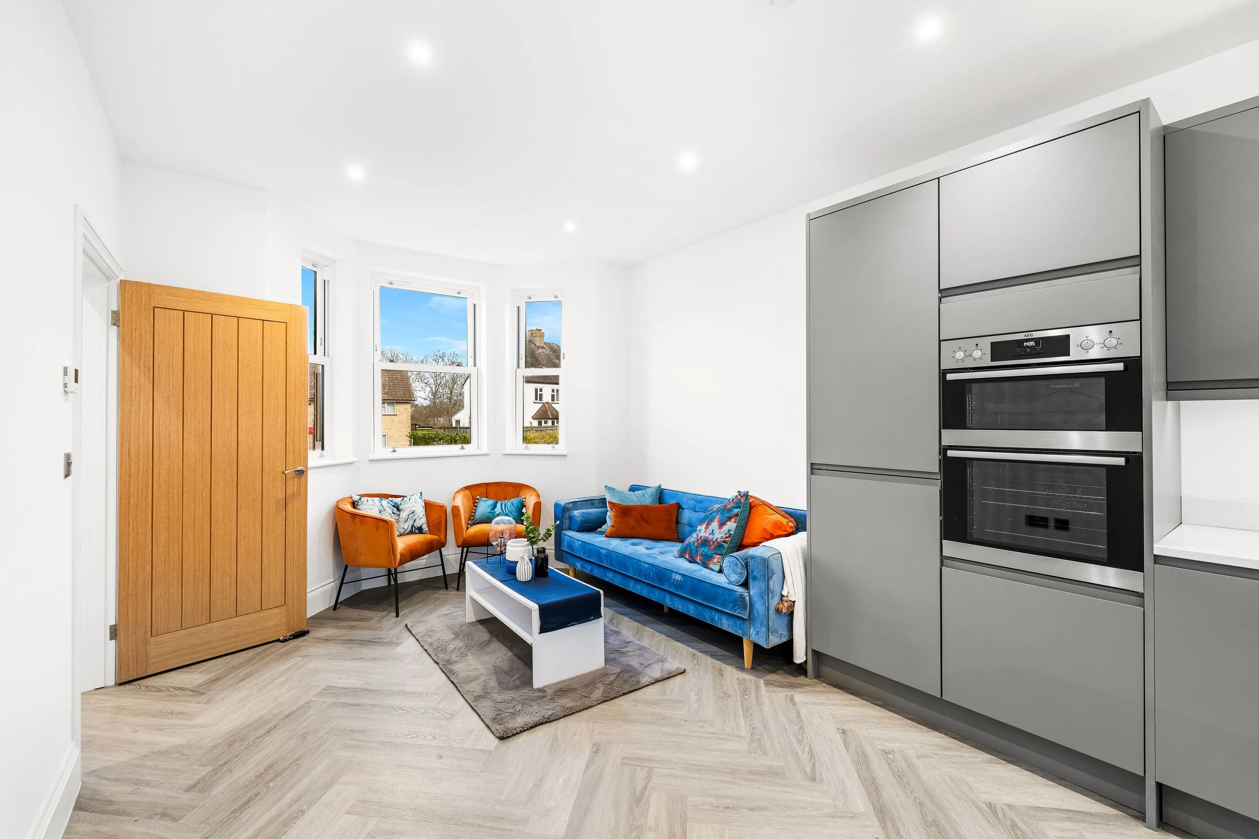 83a Sutton Common Road Less than 3MB-22.jpg