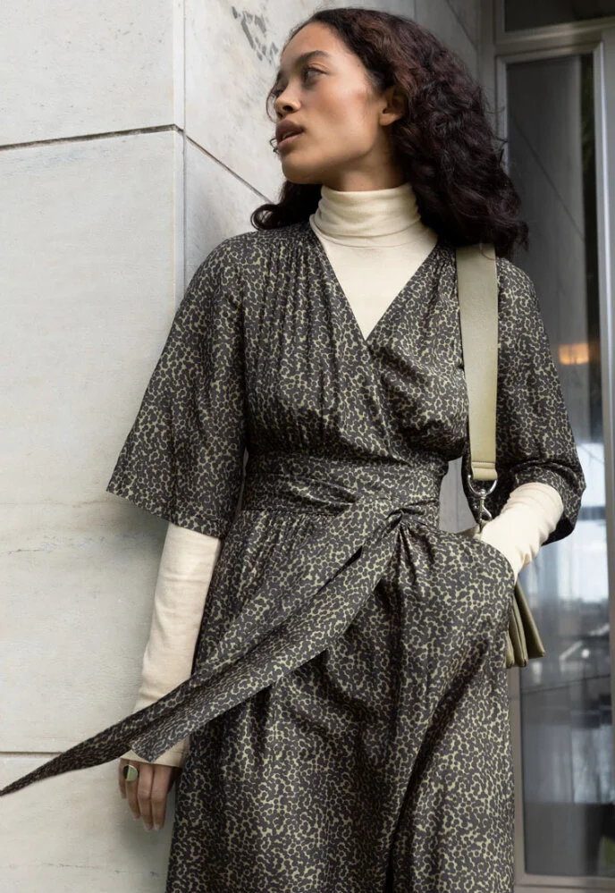How to dress for autumn - 7 easy layering tips