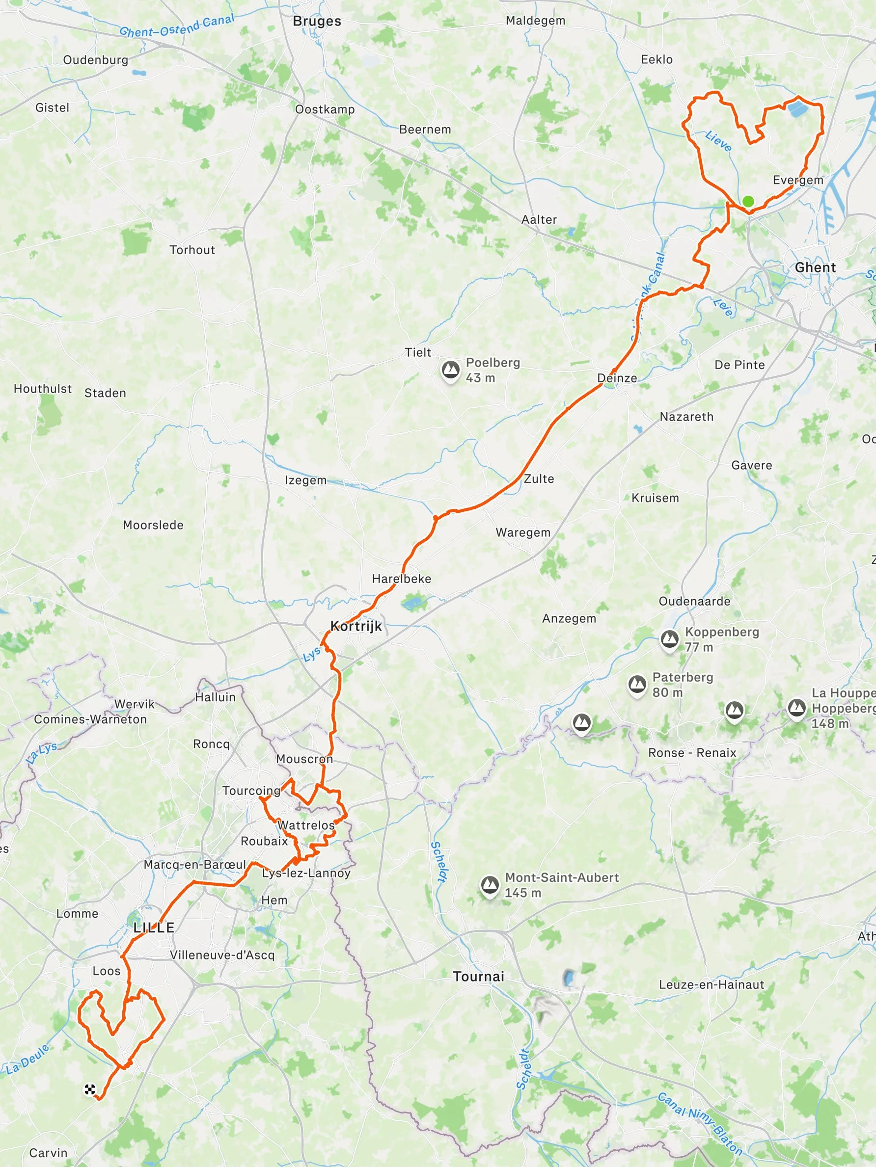 Prolific Strava Artist @RideLinez decided to add some lurve to his 207 km ride from Ghent to Lille 🇧🇪 ❤️ 🇫🇷

His 10 hour &lsquo;Route d'Amour&rsquo; also included a stop-off at the most famous velodrome in the world , Roubaix 😎

3 Hearts, 2 Coun