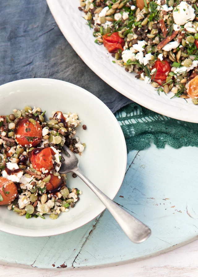 Puy-lentil-and-split-green-pea-salad-with-balsamic-bacon-egg-and-pumpkin-seeds-Balsamic-dressing_p.jpg