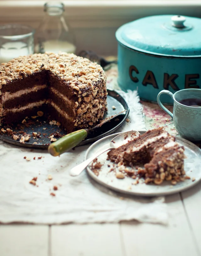 WKA_FRANGELICO-HAZELNUT-CAKE_P.jpg