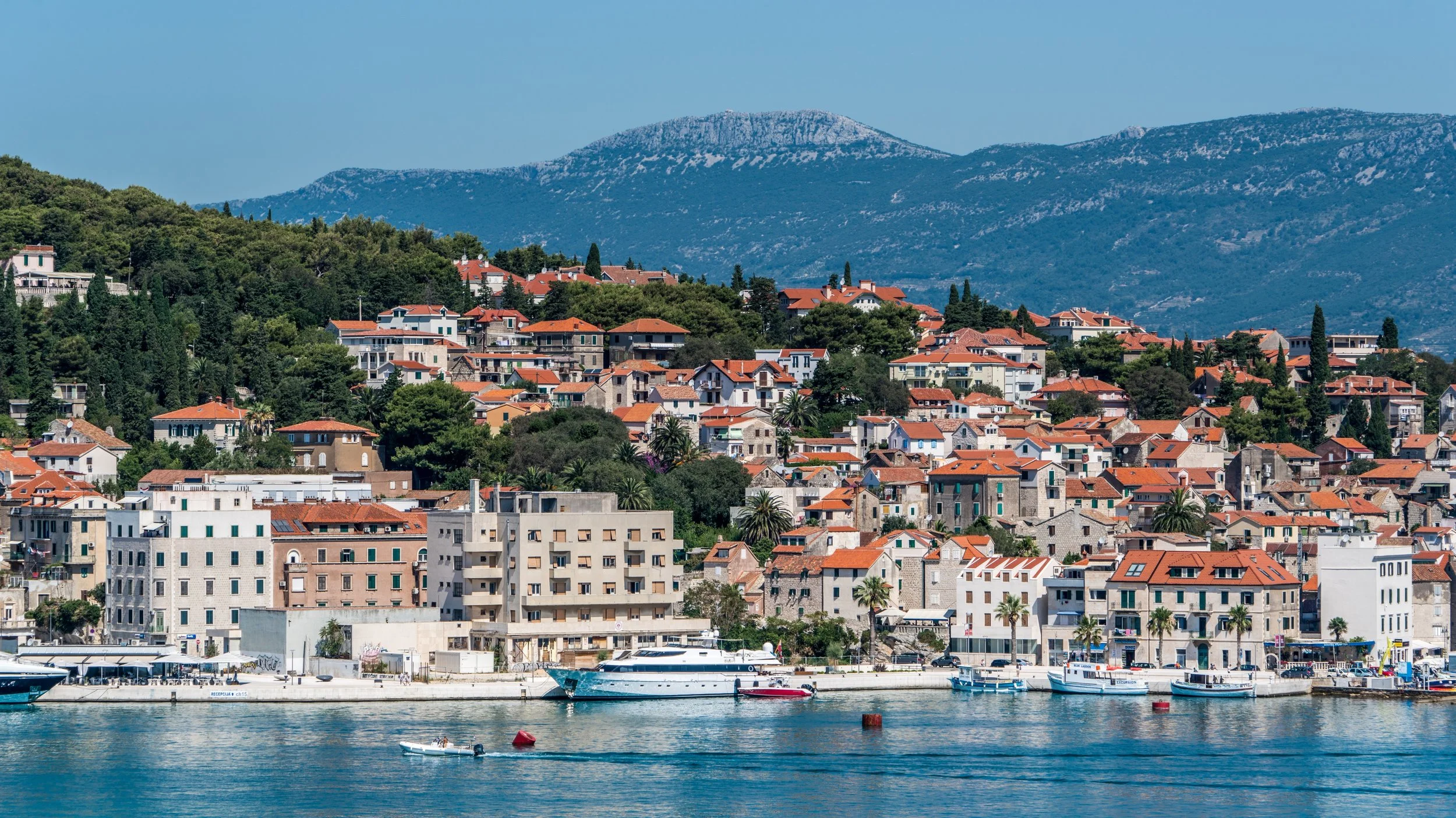architecture-boats-buildings-164251.jpg