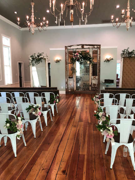 Cheryl-Anne Kast of Kast Events did a wonderful job as wedding coordinator.