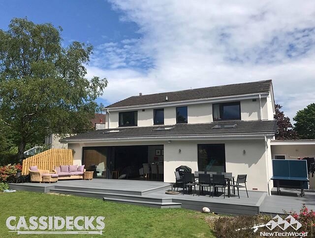 Breakfast, lunch,dinner and a game of table tennis on this one 🙂 
Inland but not inferior.

#deckingspecialist #deckingideas #deckingideasforyourgarden #wpcdecking #newtechwood #ultrashield #milwaukeetools #dewalttools #dewalttough #compositedecking