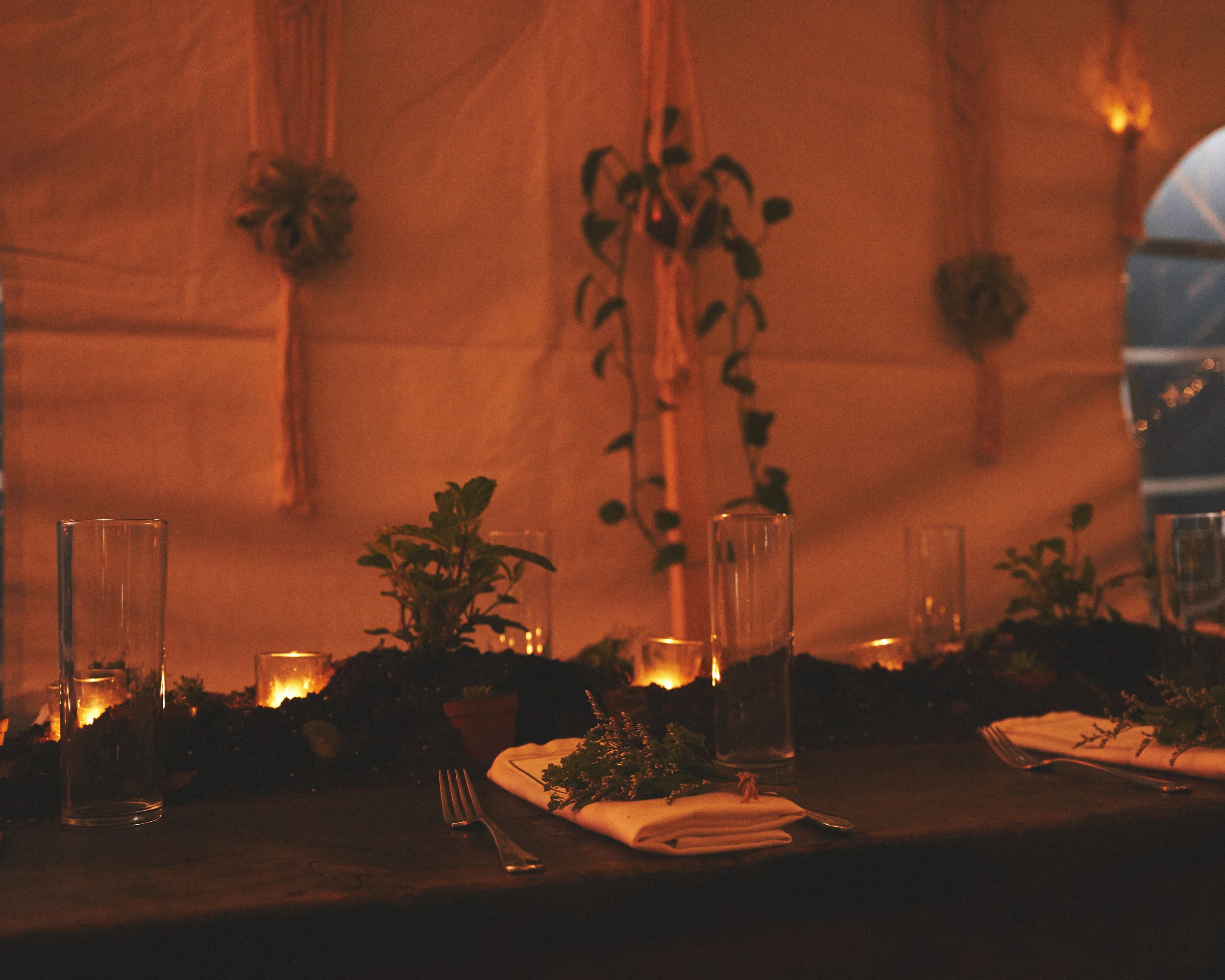 032419_WormMoonDinner_Set up_0077.jpg