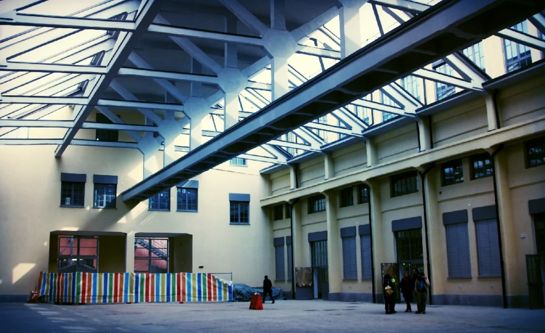 edit cortile.jpg
