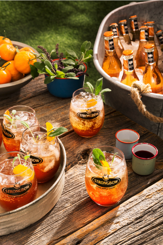Photographer: Antonio deLucci Agency: 360i Client: Strongbow