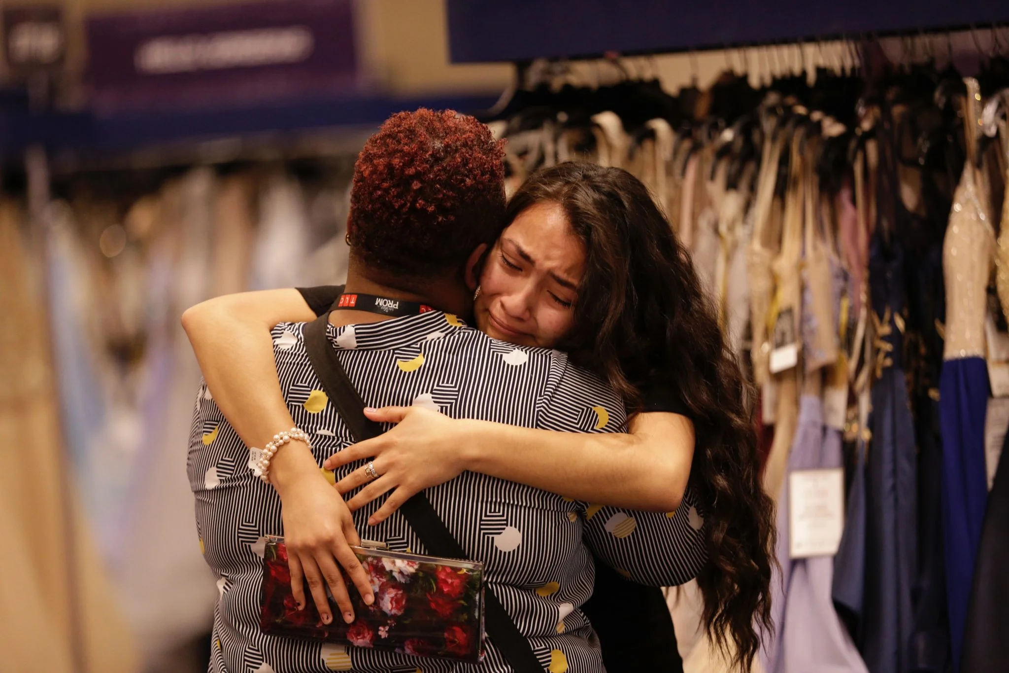 CIS helps students ‘Say Yes to the Prom Dress’