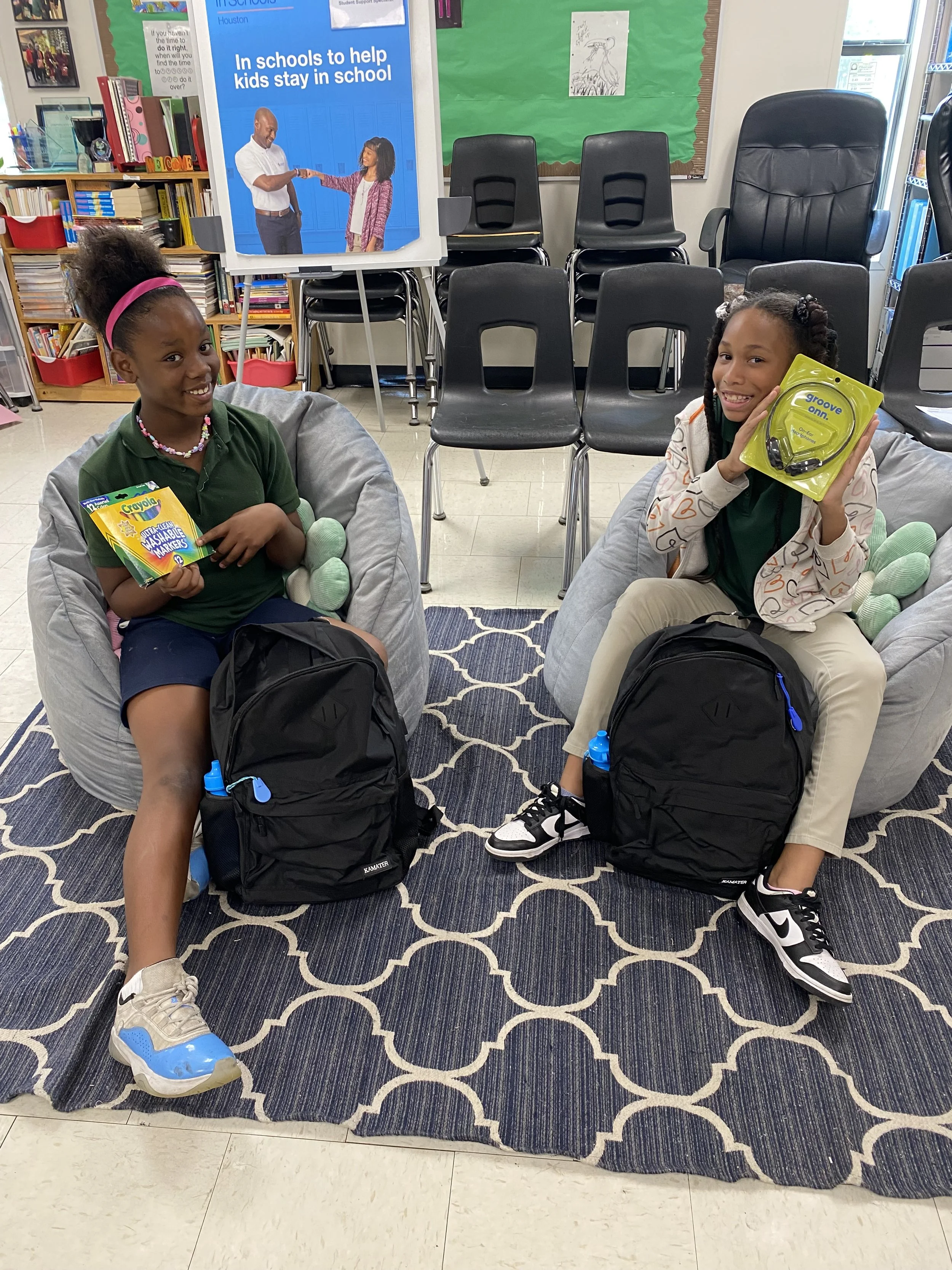 H-E-B and Houston-area customers donate over $135,000 in school supplies to support Communities In Schools of Houston