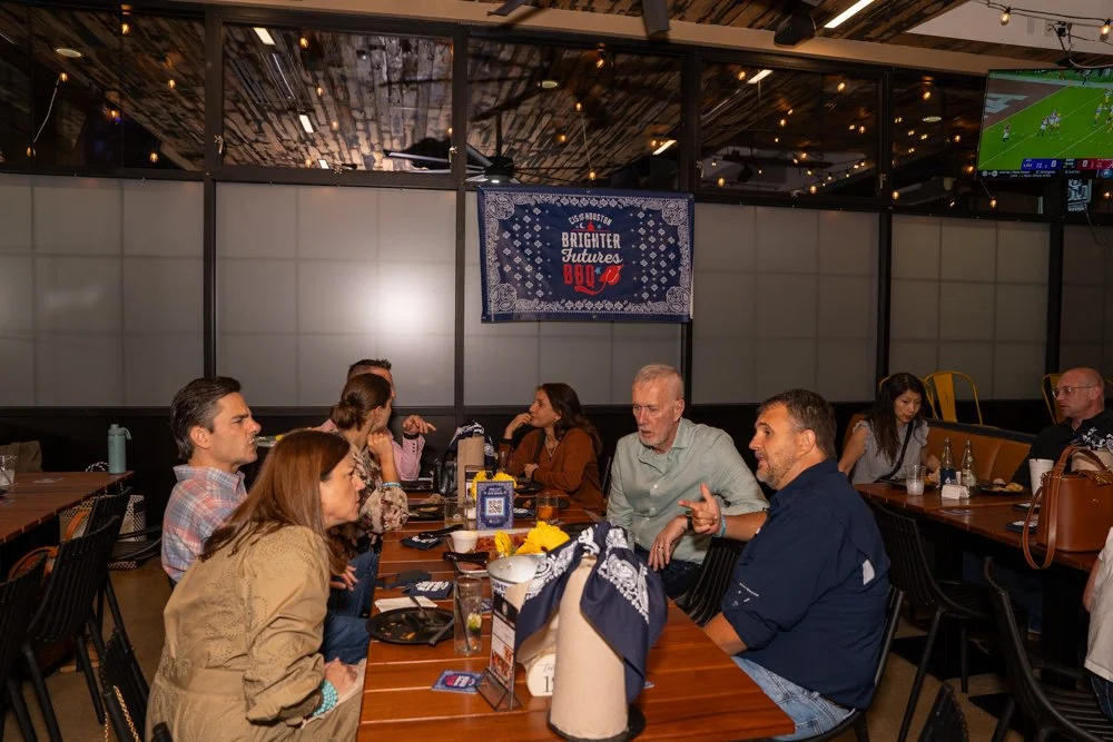 CIS BBQ_2176_Crowd shot.jpg
