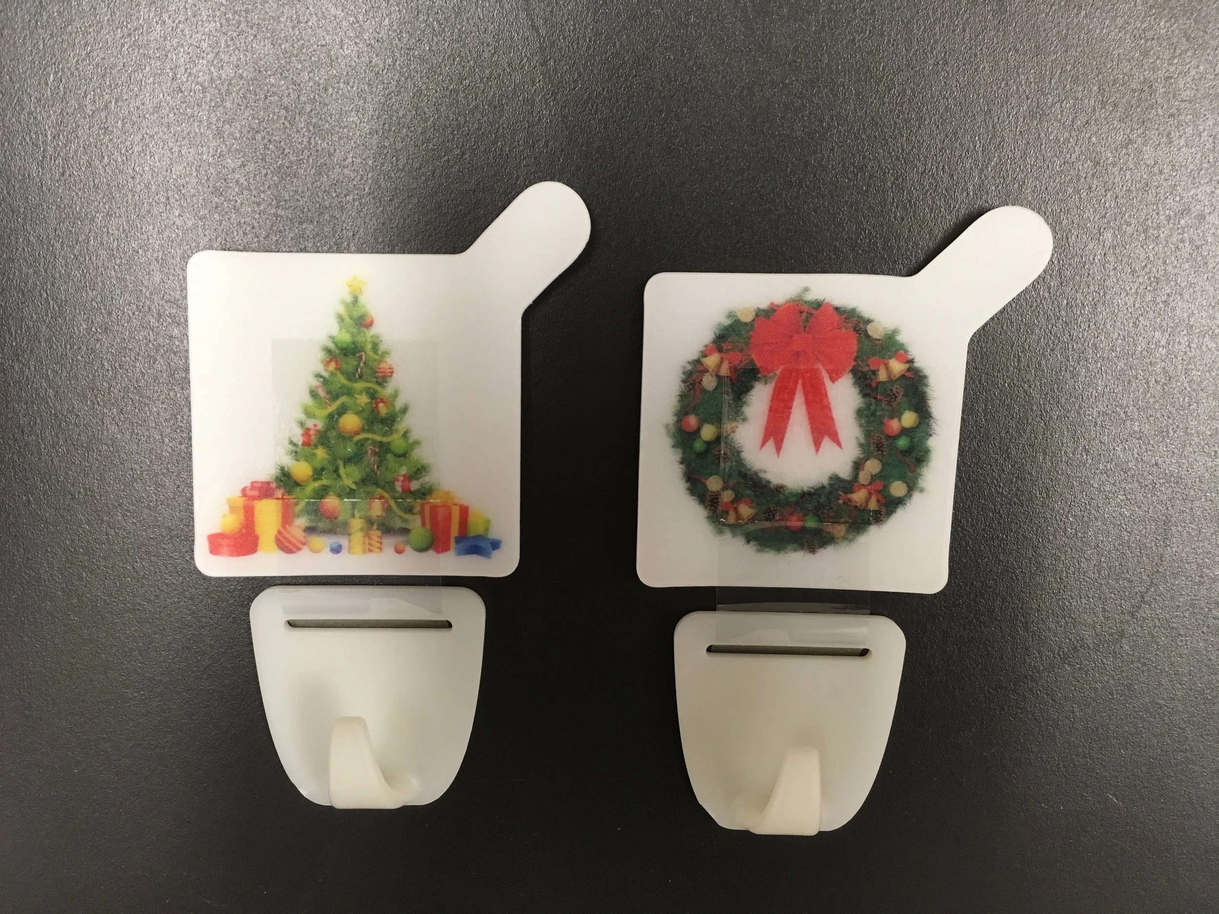 ChristmasGriphooks_Retail_Wreath+Tree.jpeg