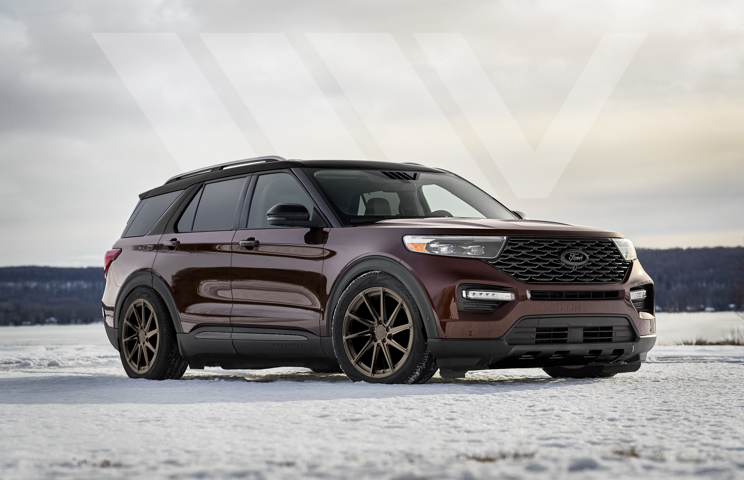 4-Ford-Explorer-Platinum.jpg