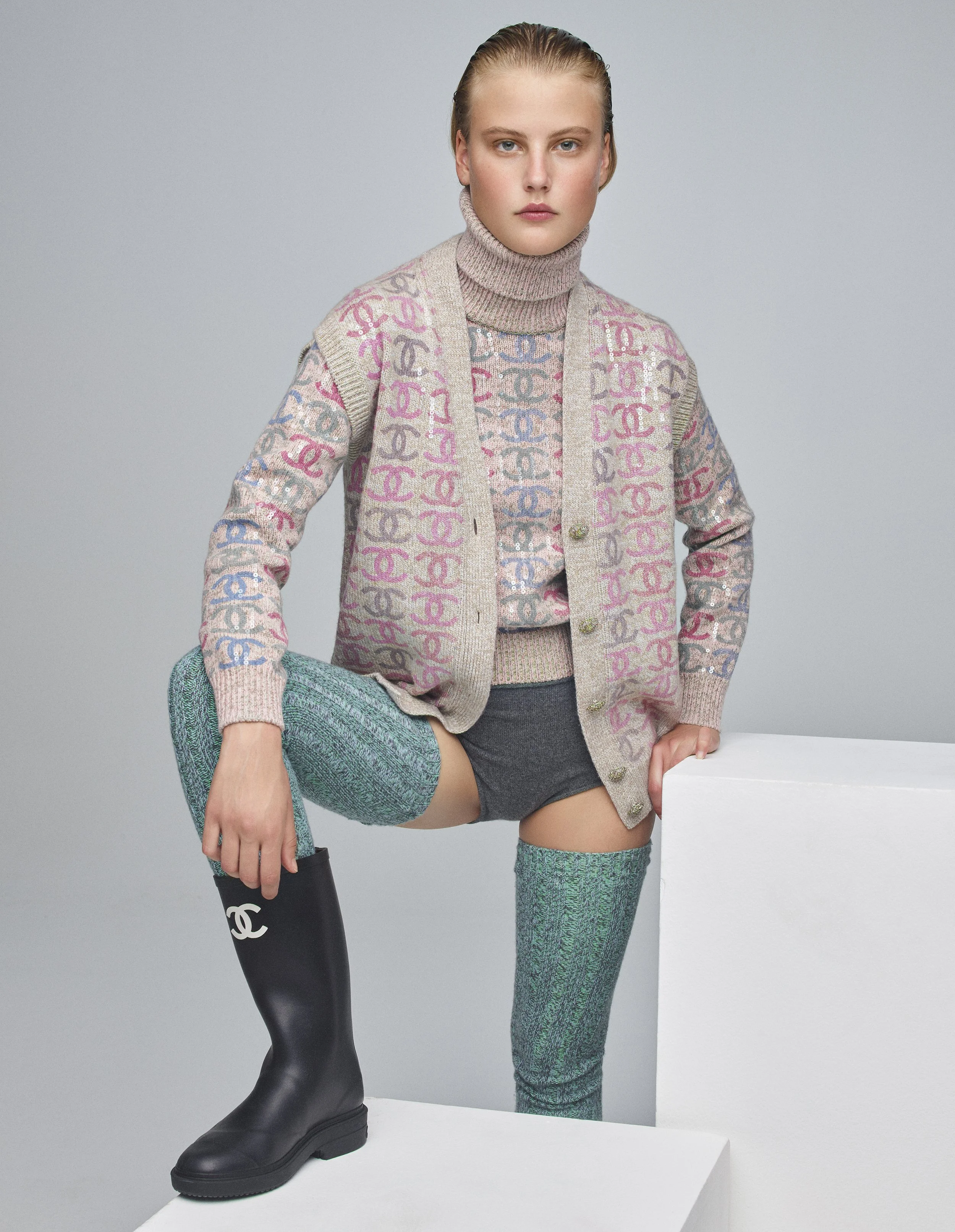 220713_JK_ELLE_REVOLUTIONARY KNITWEAR_09_0001_.jpg