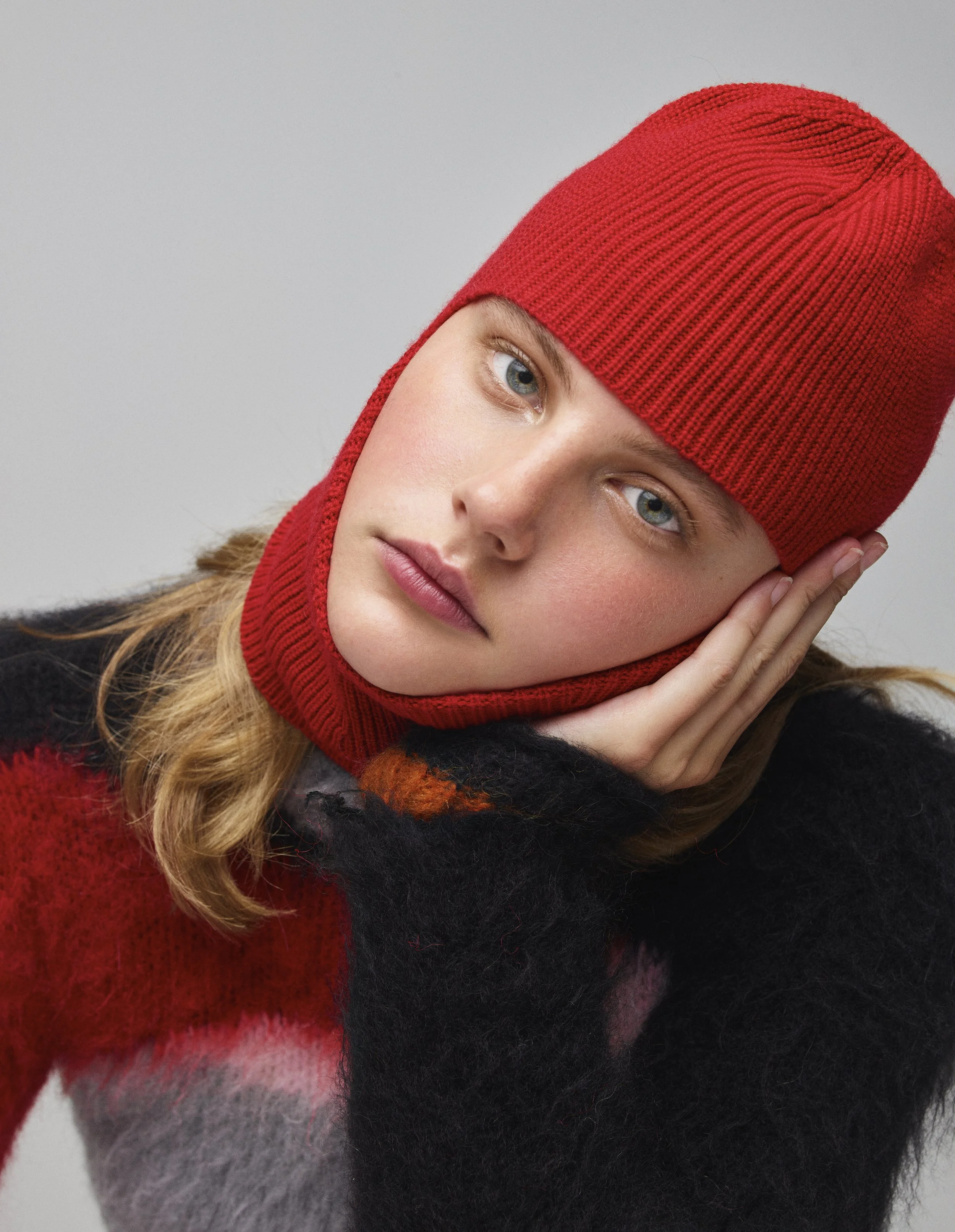 220713_JK_ELLE_REVOLUTIONARY KNITWEAR_14_0068_.jpg