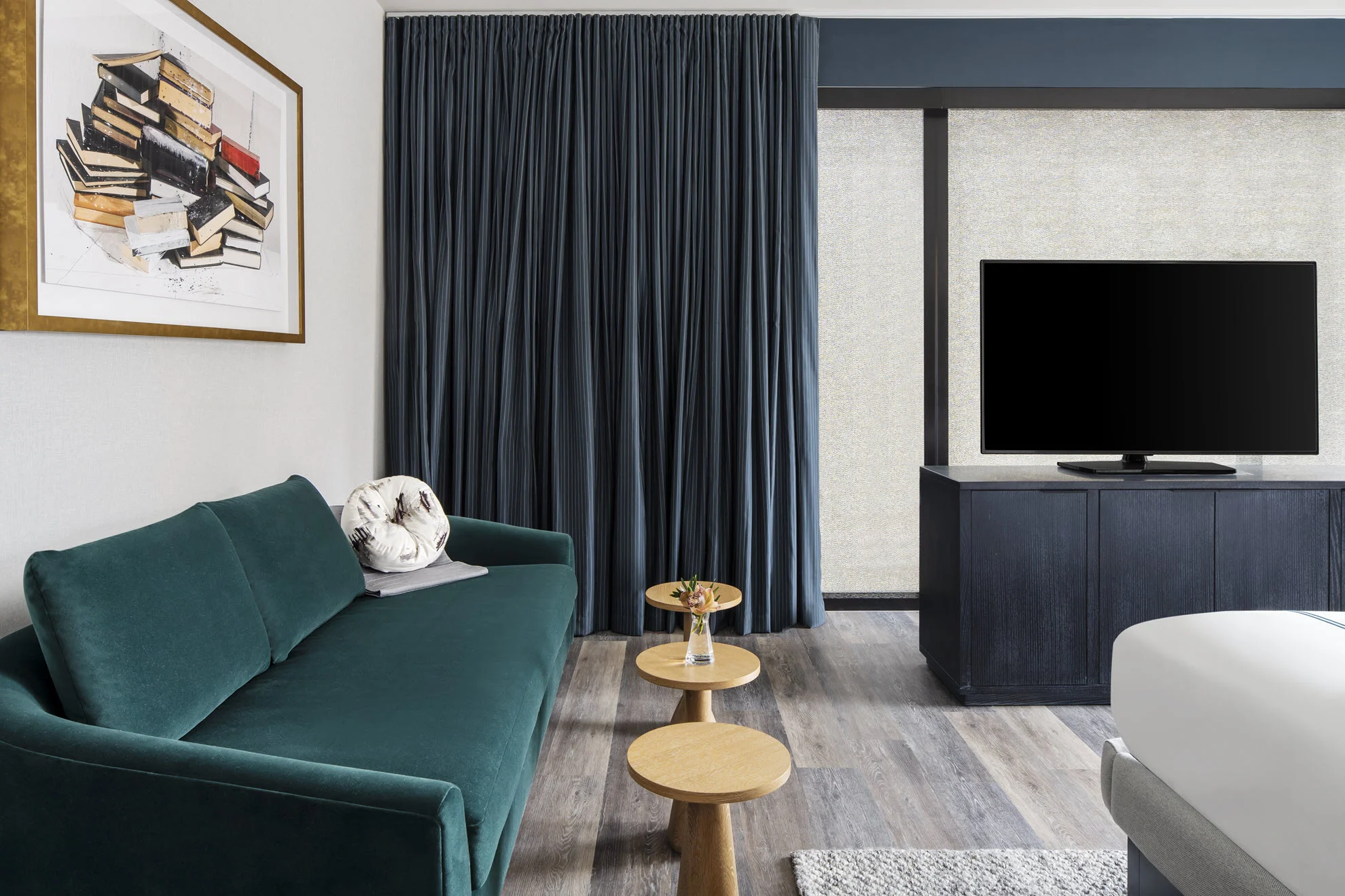 AK_PITAK_King_Corner_Couch.jpg