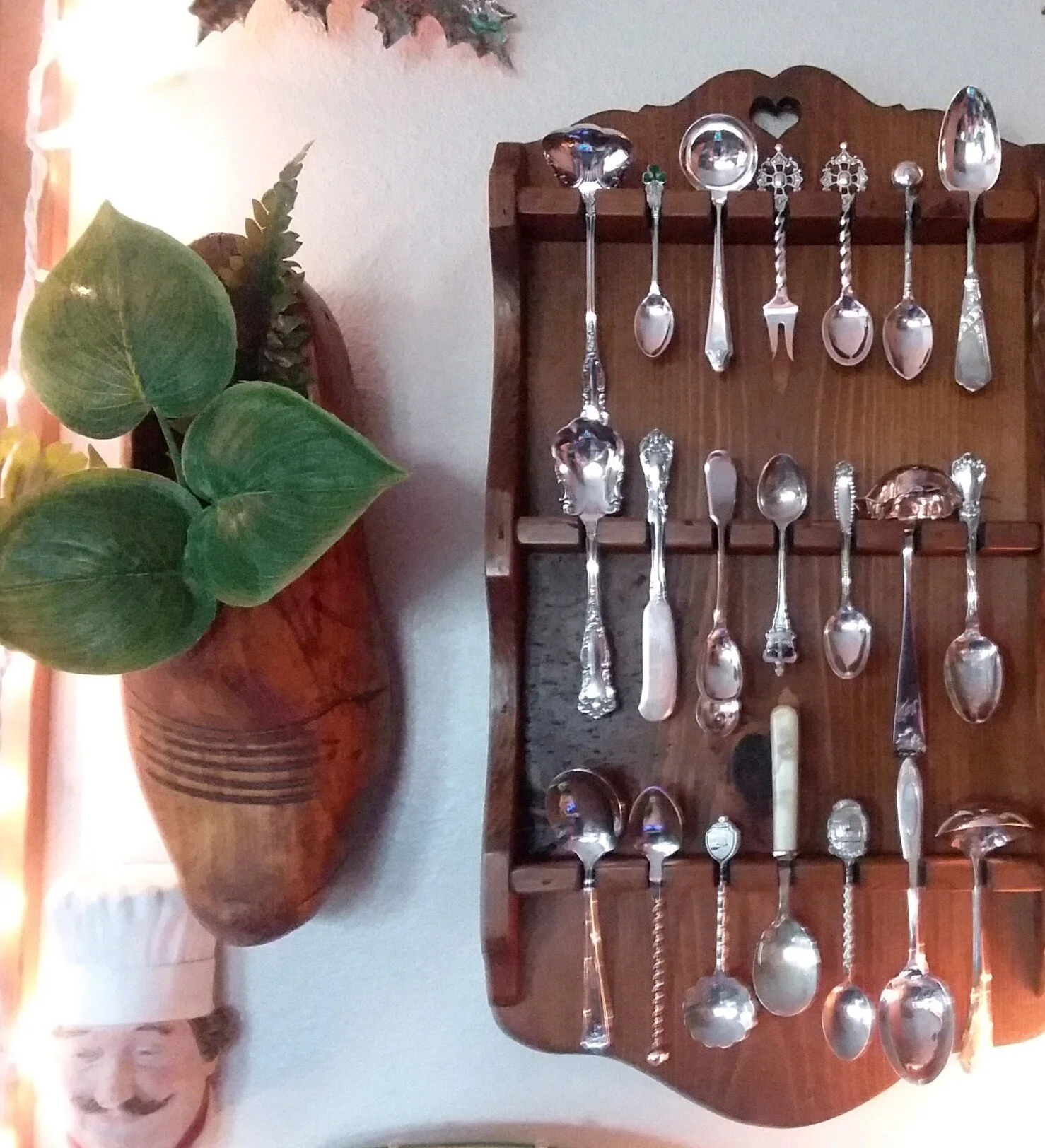 "I Can't Put Enough Household Objects in This Poem To Equal Your Wonderfulness" by Molly Tenenbaum