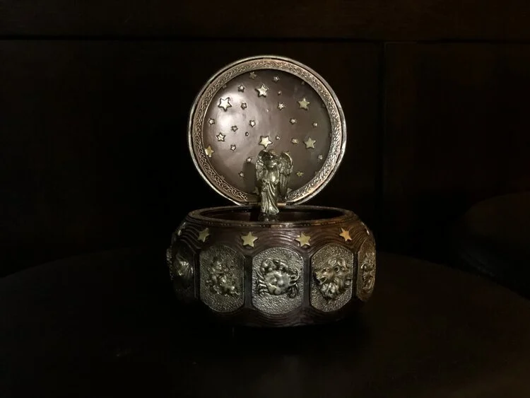 ISSUE SEVEN: "another tin woman" by Nikia Chaney