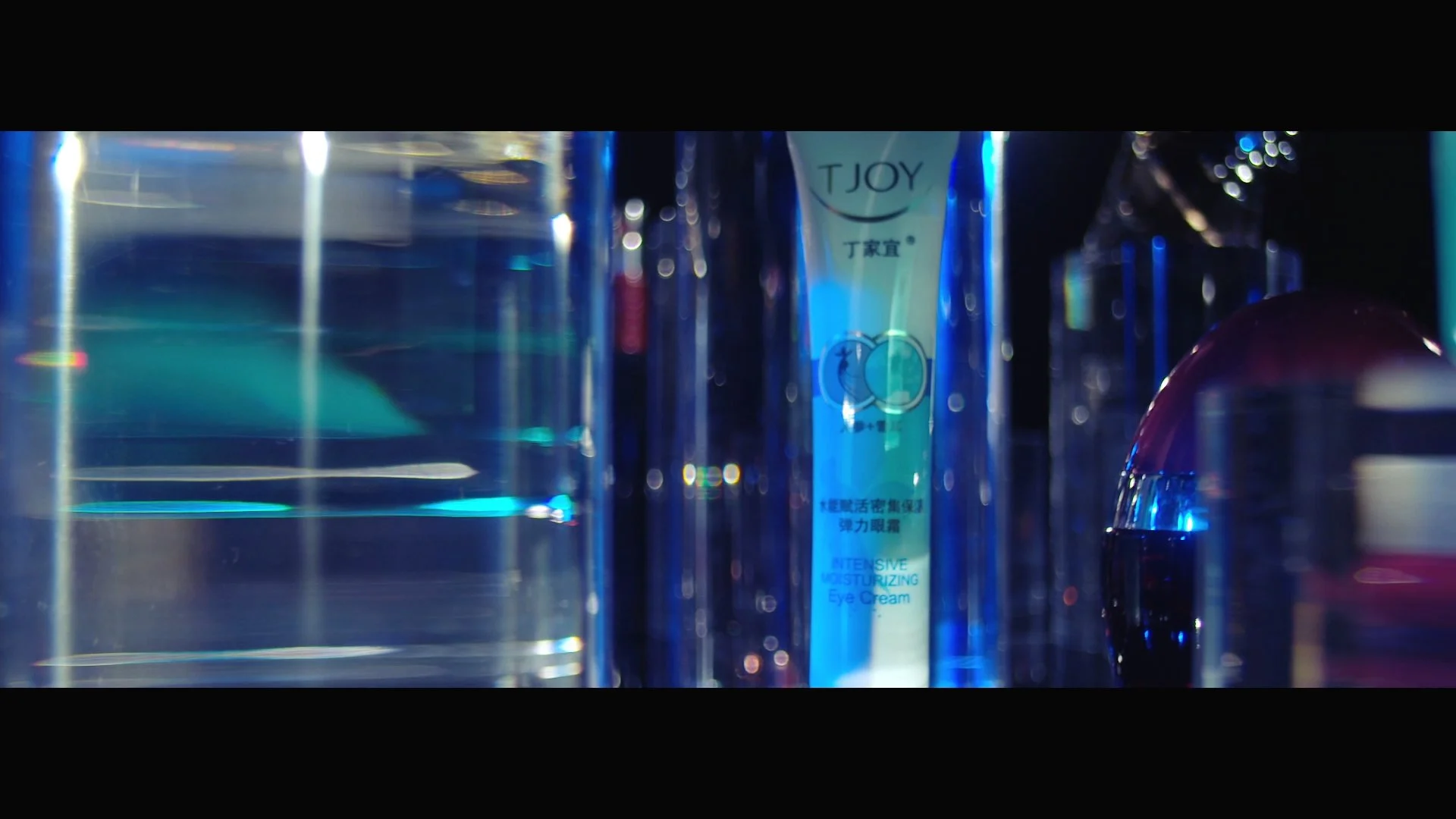 Coty - Brand Film 2 - Still_05.jpg