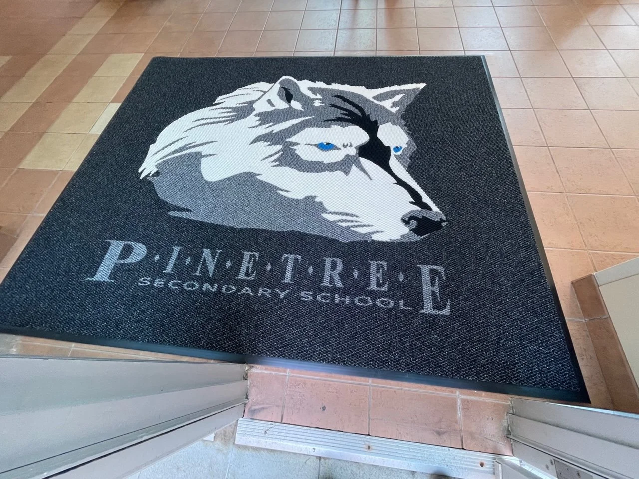 Pinetree Secondary School.jpg