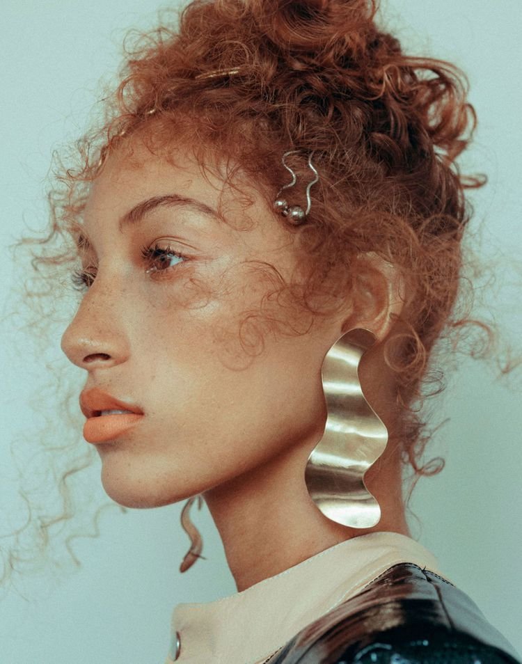 Curly Hair Salon Advice: Tame Frizz and Keep Definition