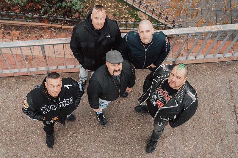 Non Servium arranca su gira por Latinoamérica: tres décadas de hardcore punk cruzan el continente