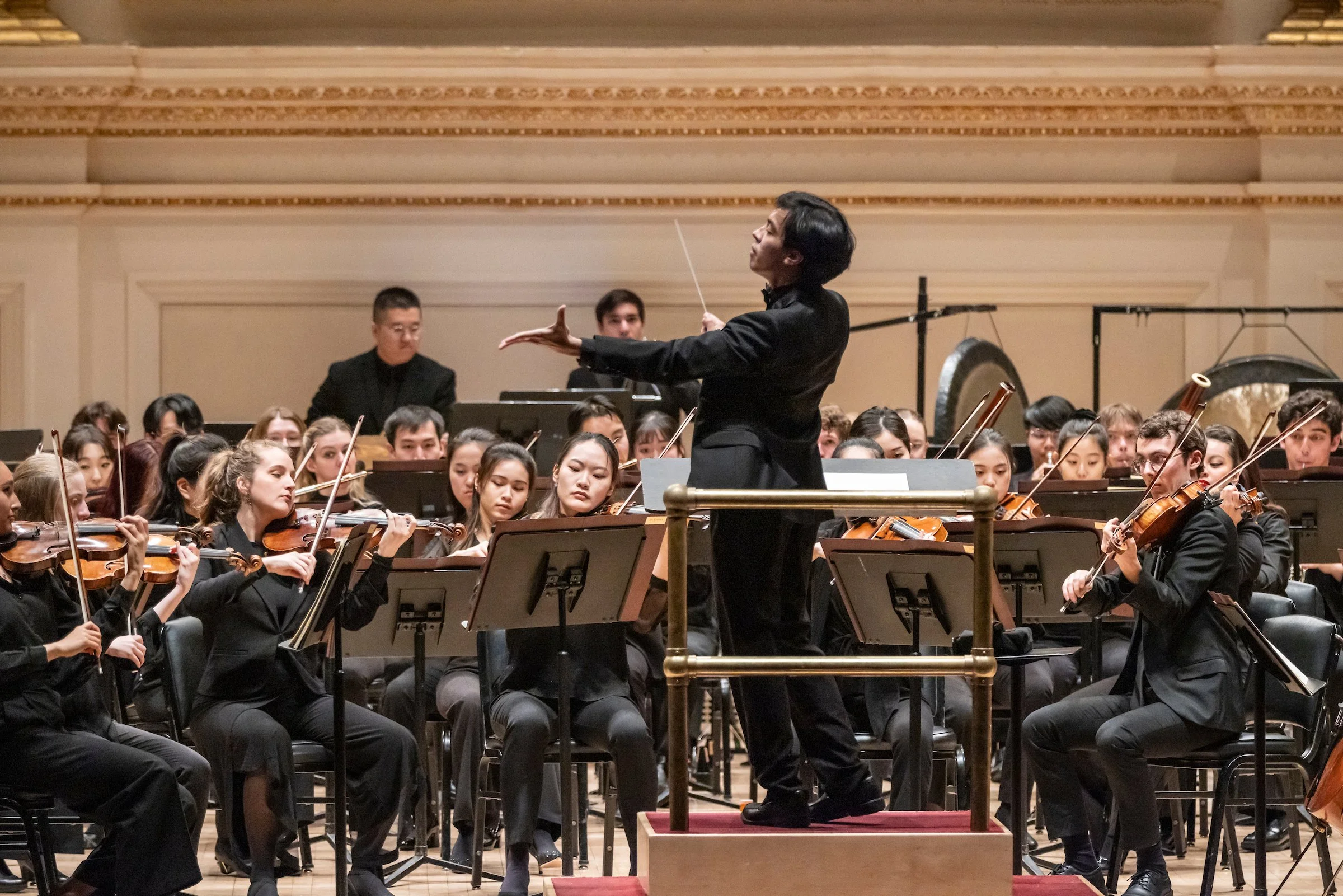 Irfan conducts Juilliard Orchestra in Carnegie Hall.jpg