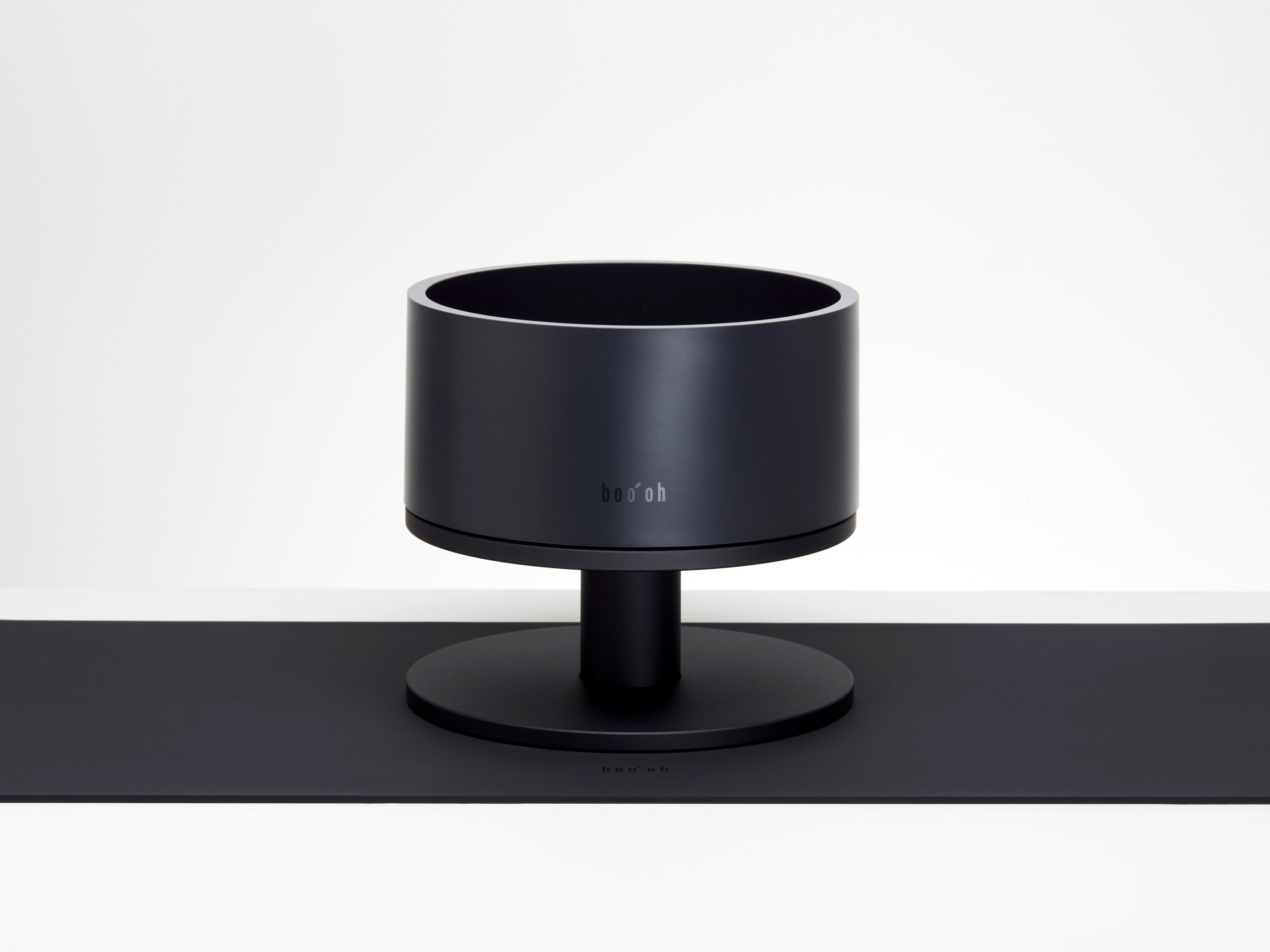EDIT mogo stand_black_6_2.jpg