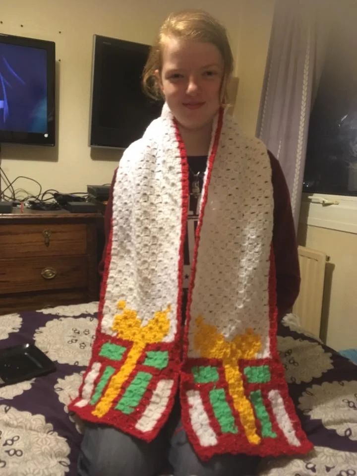 Christmas Gift Scarf, C2C Crochet Pattern