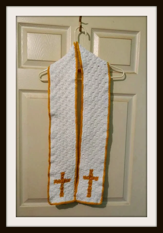 Cross Scarf, C2C Crochet Pattern