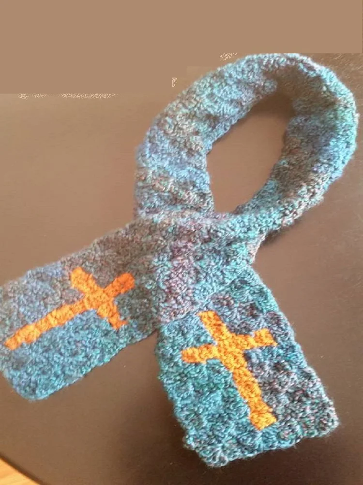 Cross Scarf, C2C Crochet Pattern