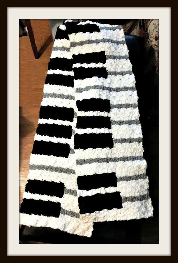 Piano Keyboard Scarf, C2C Crochet Pattern