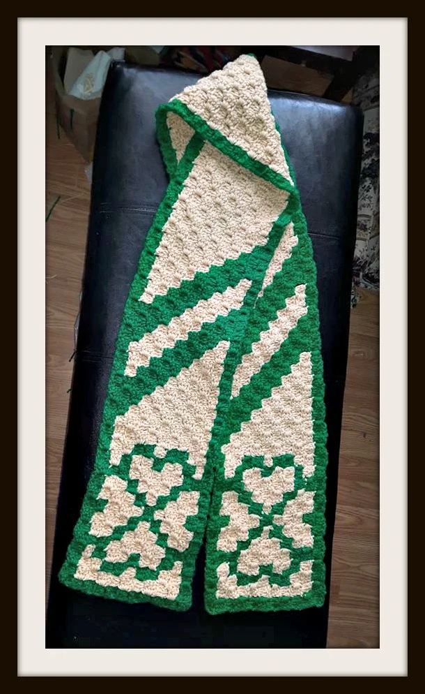 St Patricks Day Scarves, C2C Crochet Pattern