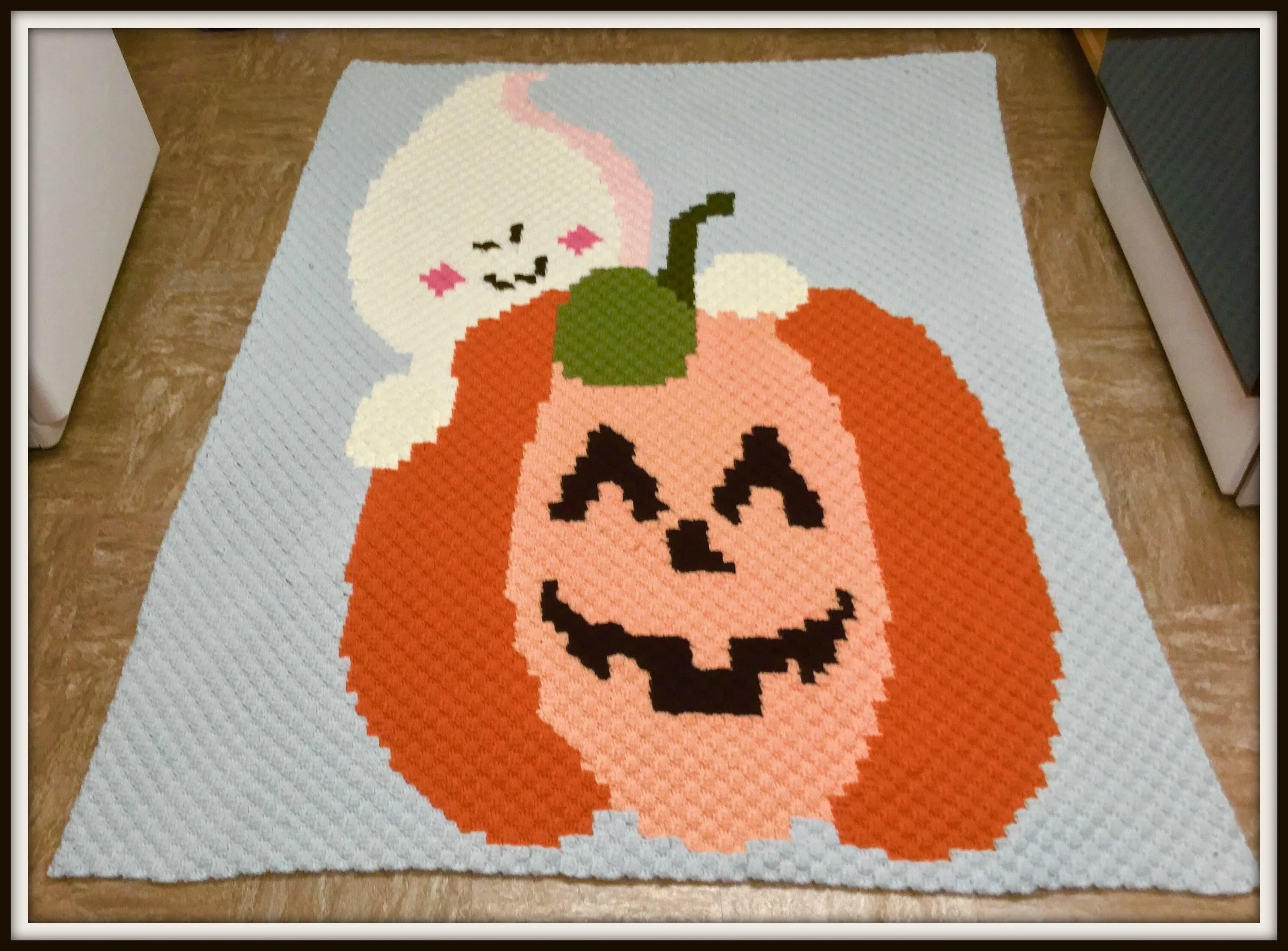 Ghostly Happy Halloween Afghan, C2C Crochet Pattern