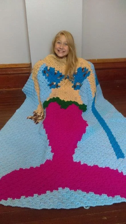 Mermaid Kids Afghan, with Trident, C2C Crochet Pattern